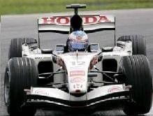 Button tenta explicar desempenho de Barrichello