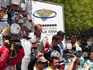 Equipe de Barrichello e Kanaan fatura as 500 milhas de kart