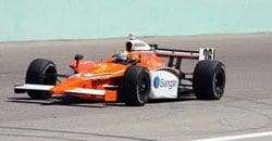 Bernoldi espera pontuar no circuito de Kansas