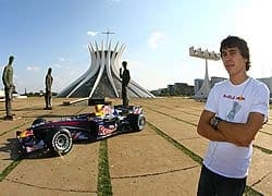 Carro de F1 da Red Bull já está em Brasília