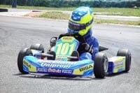 Piloto paranaense conquista dois títulos em dois finais de semanas