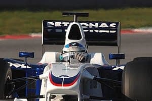 <b>F1Technical</b>: Asa traseira mais estreita e alta