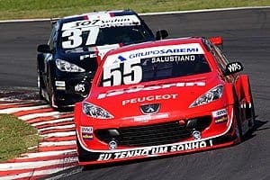 <b>Salustiano crava a pole-position em Interlagos</b>