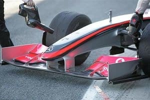 McLaren testa nova asa dianteira em Jerez