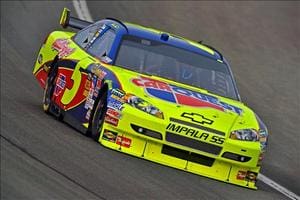 Mark Martin garante a pole para as 500 milhas de Bristol