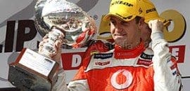 Whincup vence novamente em Adelaide