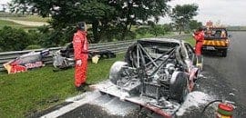 Após incêndio, Red Bull corre para recuperar carro de Cacá