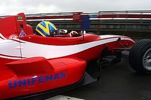 Corrêa contente com primeiro dia em Silverstone