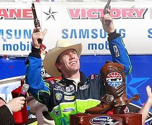 Carl Edwards é o favorito para a prova do Texas
