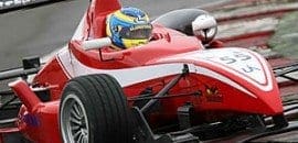 Victor Corrêa larga em terceiro na classe National em Oulton Park