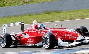 Rafael Suzuki abre segunda fila na etapa de Oschersleben