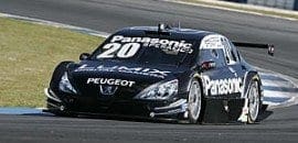 Ricardo Sperafico larga em terceiro no Paraná