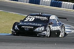 Ricardo Sperafico larga em terceiro no Paraná