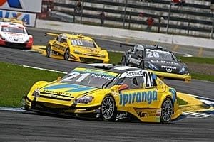 Thiago Camilo vai ao pódio e Giuliano Losacco pontua