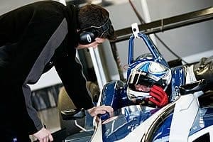 Sob chuva, Gabriel Dias faz bom teste em Silverstone