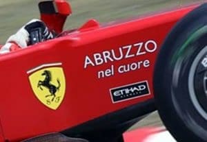 Ferrari expressa ajuda às vítimas de Abruzzo