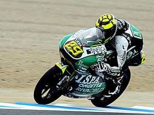 No Japão, Iannone começa luta como o mais rápido