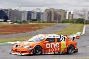 Sem acerto eficiente, Pachenki larga em 14º