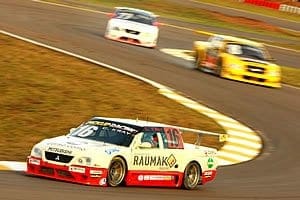 Décimo no grid, Kray estuda reações do carro