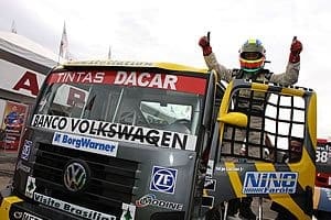 Felipe Giaffone larga na pole em Caruaru