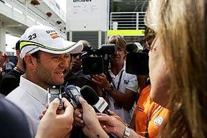 “Brawn não se orgulha de algumas decisões”, diz Rubens