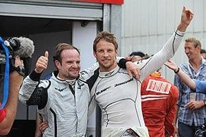 Brawn GP conquista terceira dobradinha na temporada