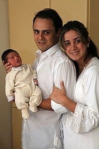 Família divulga primeira foto de Felipinho Bassi Massa