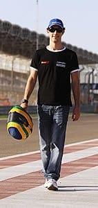 Bruno Senna ouve motor do carro da HRT pela primeira vez