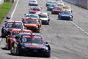 Red Bull põe seus dois carros entre os dez primeiros no campeonato