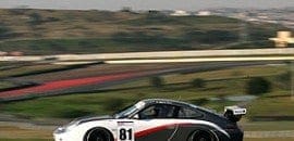 996: Farah lidera primeiro treino livre por oito décimos