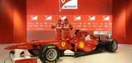 <b>Sem mudanças radicais, Ferrari lança o F150</b>