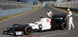 <b>Sauber desvela C31 com bico à Ferrari e traseira diferente</b>