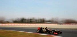 <b>Räikkönen fecha domingo com melhor tempo em Barcelona</b>