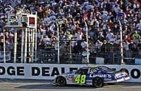 Johnson segura Labonte e vence em Darlington