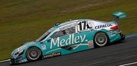 Rubens Barrichello completa prova na sua estréia