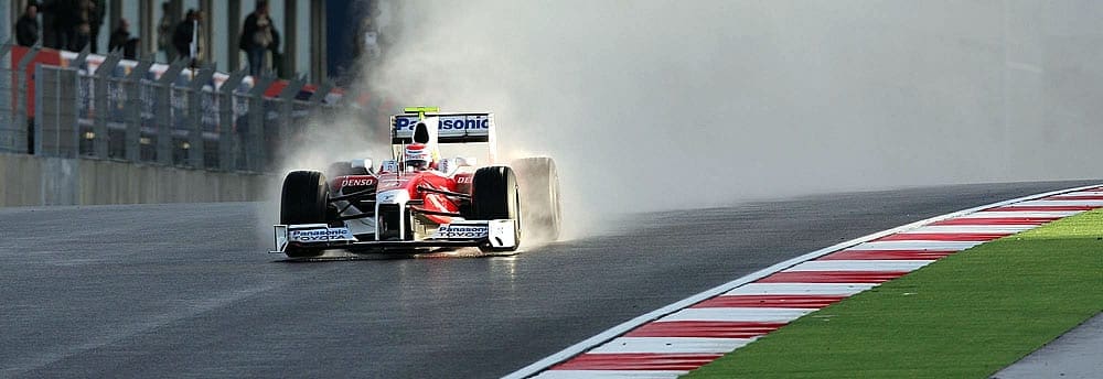 Bernie Ecclestone negocia data para GP de Portugal