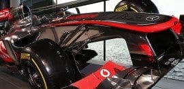 McLaren opta por esconder degrau no bico do MP4-28