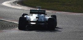 Com Rosberg, Mercedes lidera último dia de testes de pré-temporada de 2013