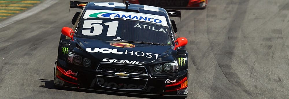 Falha mecânica tira primeira vitória de Átila Abreu em Interlagos