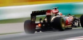 Embalado por vitória, Raikkonen começa na frente na Malásia