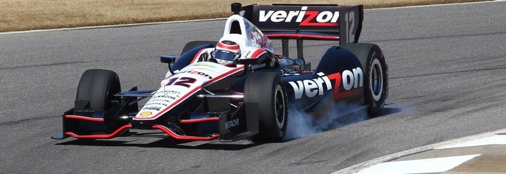 Power na frente nas primeiras atividades em St. Pete