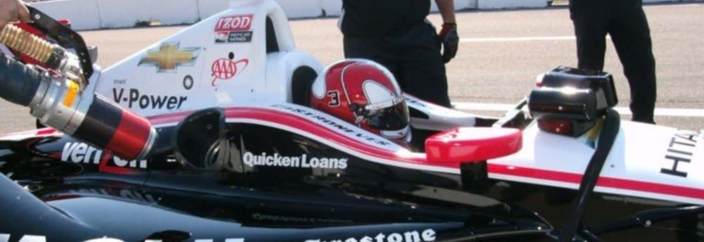 Helio Castroneves começa no pódio a temporada