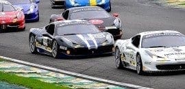 Disputa acirrada na Ferrari Challenge em Interlagos