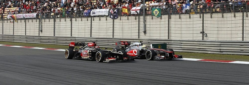 Raikkonen reclama de manobra de Perez