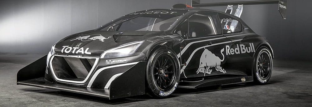 Sébastien Loeb e 208 T16 Pikes Peak: para voar até as nuvens