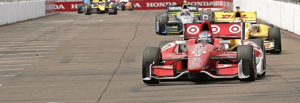 Com recorde em Long Beach, Franchitti larga na pole