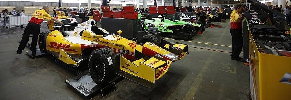 Equipes tomam conta do Pavilhão do Anhembi