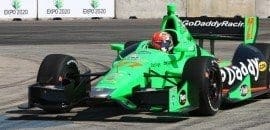 Hinchcliffe passa Sato na última curva e vence eletrizante SP Indy 300 no Anhembi