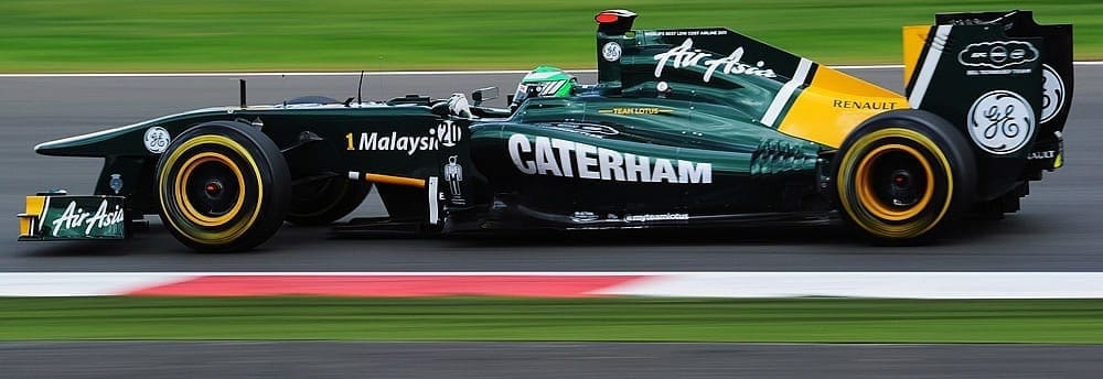 Caterham renova contrato com a Renault