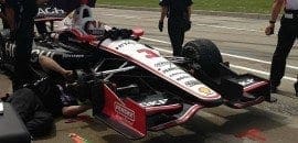 Helio Castroneves larga em Detroit de olho na meteorologia